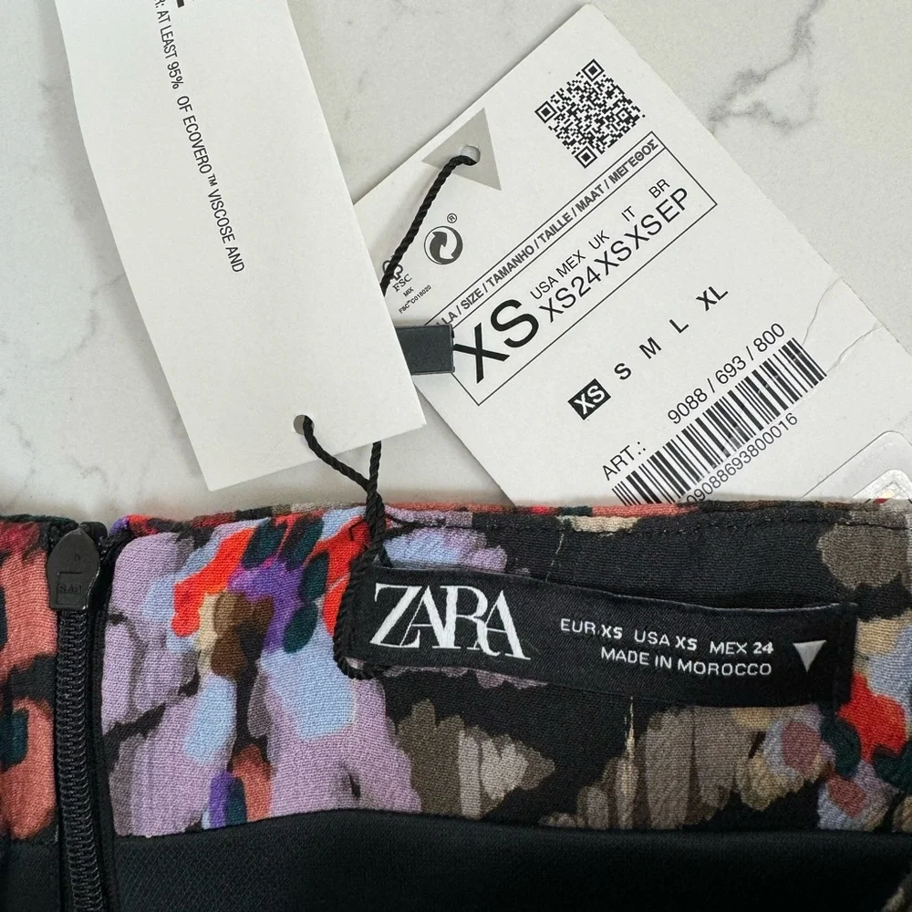 NWT- Zara Mini Skirt - Super Cute!
